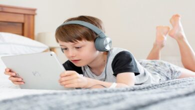 10-must-have-technological-tools-for-your-child’s-education-and-development-in-2024