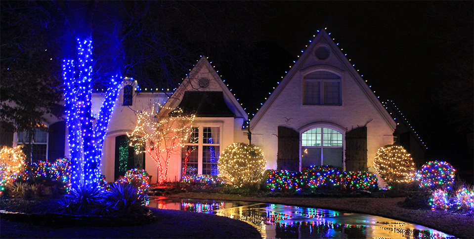 brighten-your-holiday-season-with-professional-christmas-light-installation-by-elf-bros-christmas-lighting-in-bonita-springs-fl-and-nearby-areas